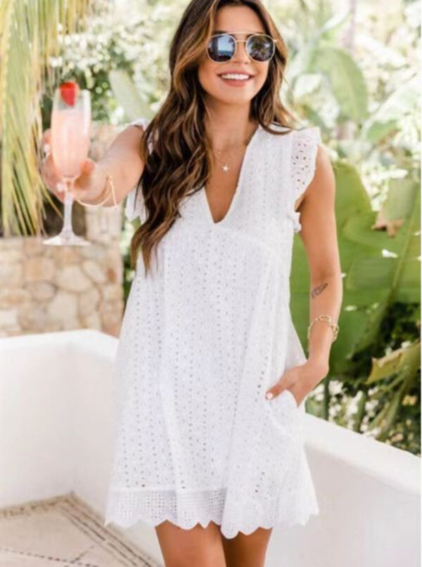 Lace Dresses With Pocket Summer Sleeveless Jacquard Cutout V-Neck Beach Dress - Image 4
